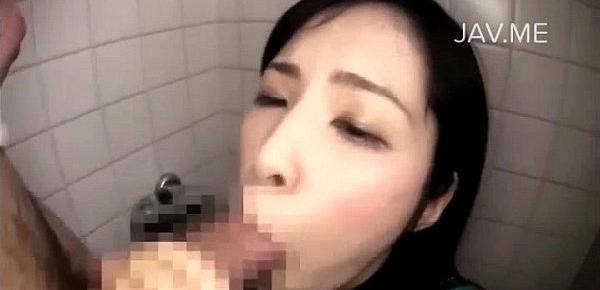  Seductive Japanese Babe Banged